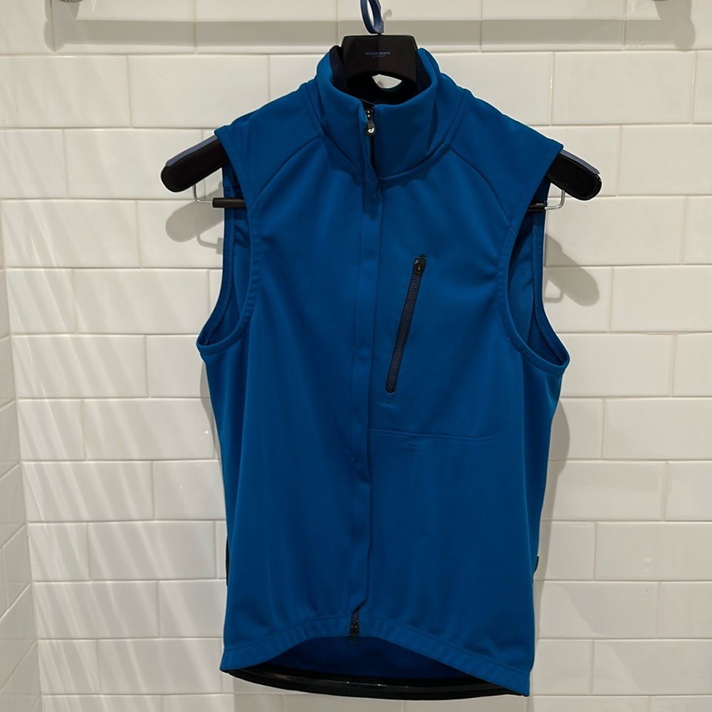 Velocio- mens signature soft shell vest